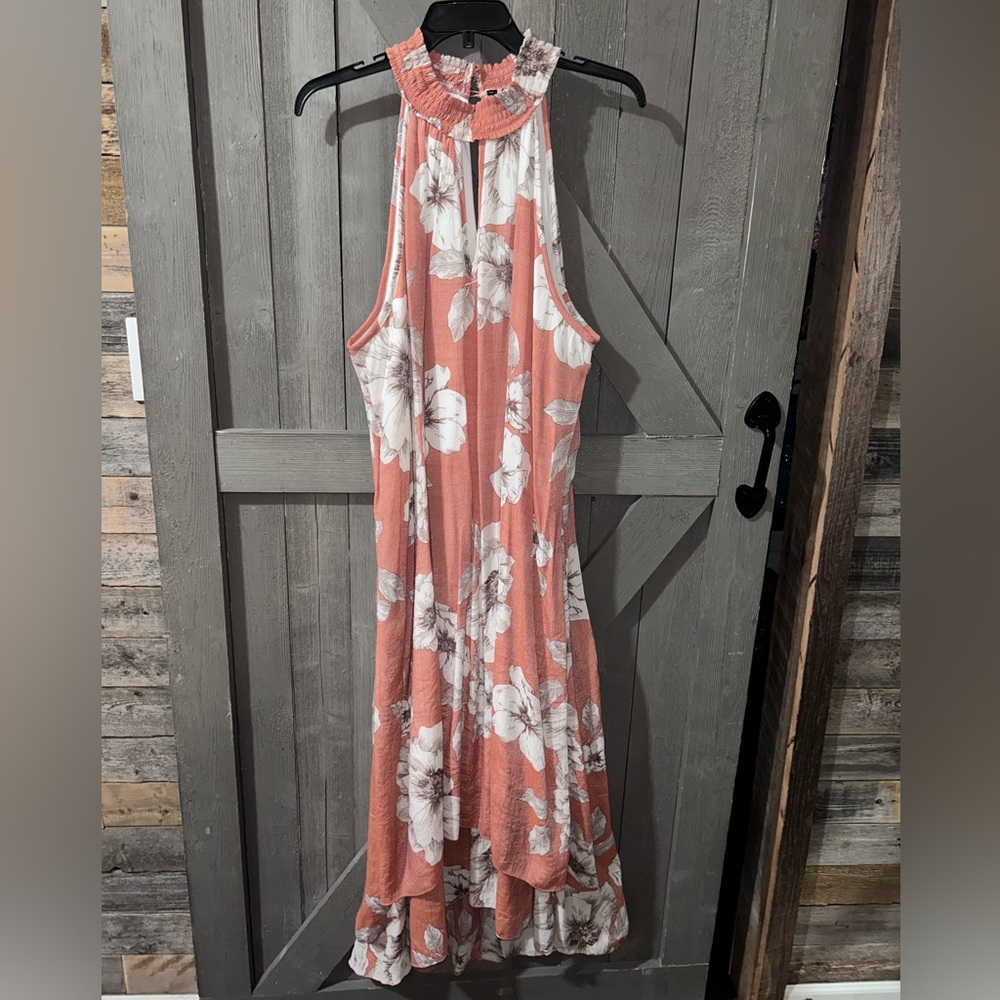 EUC Mlle Gabrielle Hi Low Maxi Dress Hibiscus Peach Size 1X
